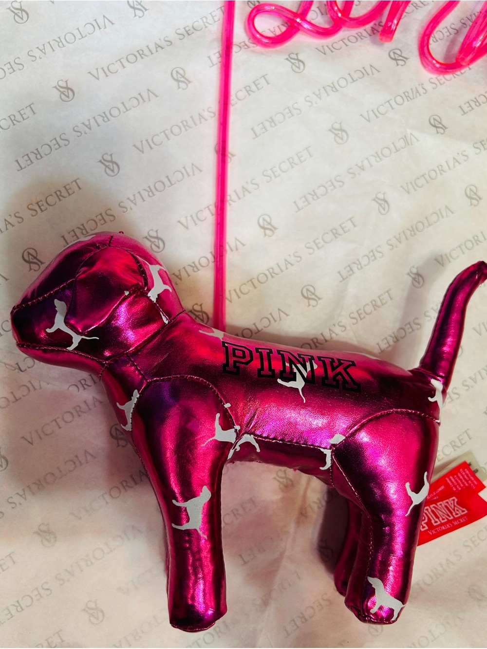 VS PINK STRAW & PUPPY - Picture 2 of 7